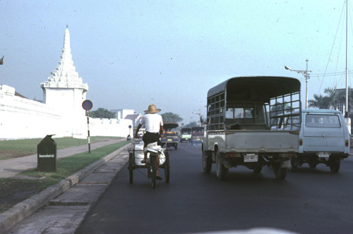 ����Ҫ���Թ�͡ &nbsp; (-)