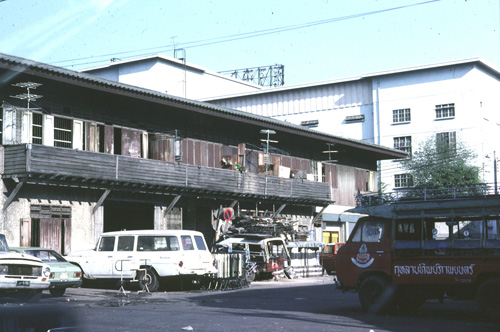 ���͹�� 2 ��� &nbsp; (-)