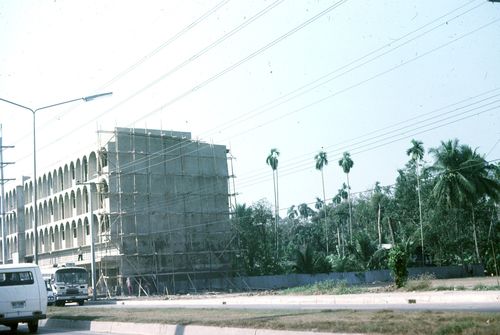 �Ҥ�þҳԪ�� �֡�� &nbsp; (-)