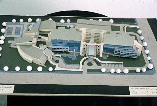 �Է��ȡ��ʶһѵ���â� &nbsp; (-)